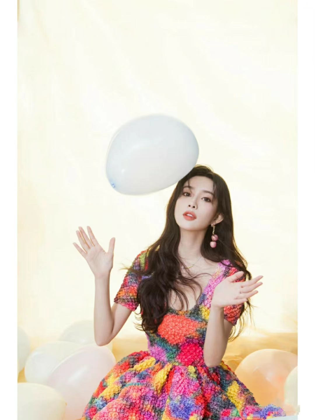 娱乐圈l女艺人用沐小白的西柚-饮,一个月掉了二十一jin,红毯稳站c位