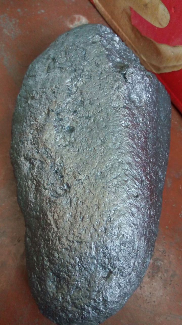 稀有金属陨石锎黑皮清洗出来效果