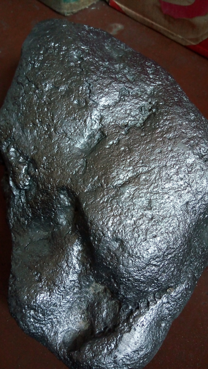 稀有金属陨石锎