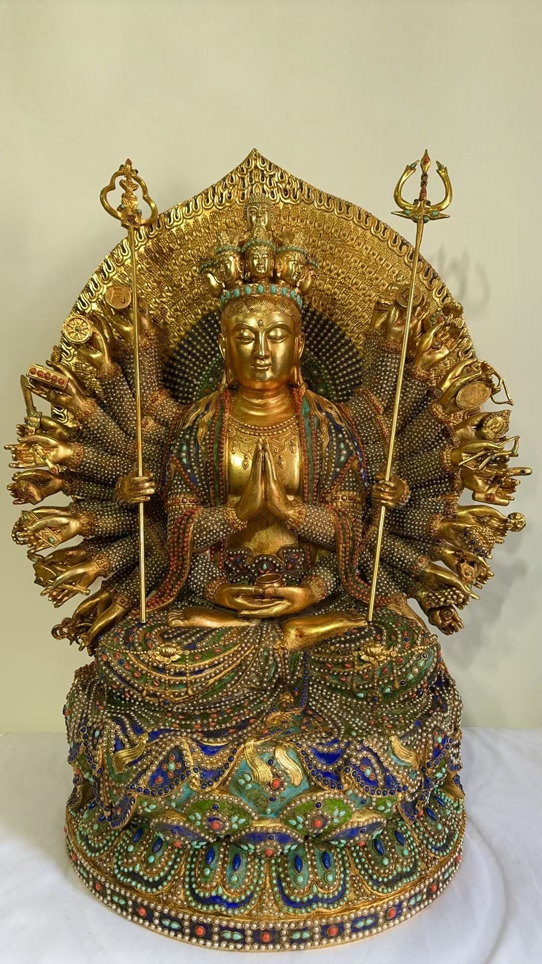 鎏金满镶嵌珍珠 松石 青金石 【千手观音】整体完好.形态自然