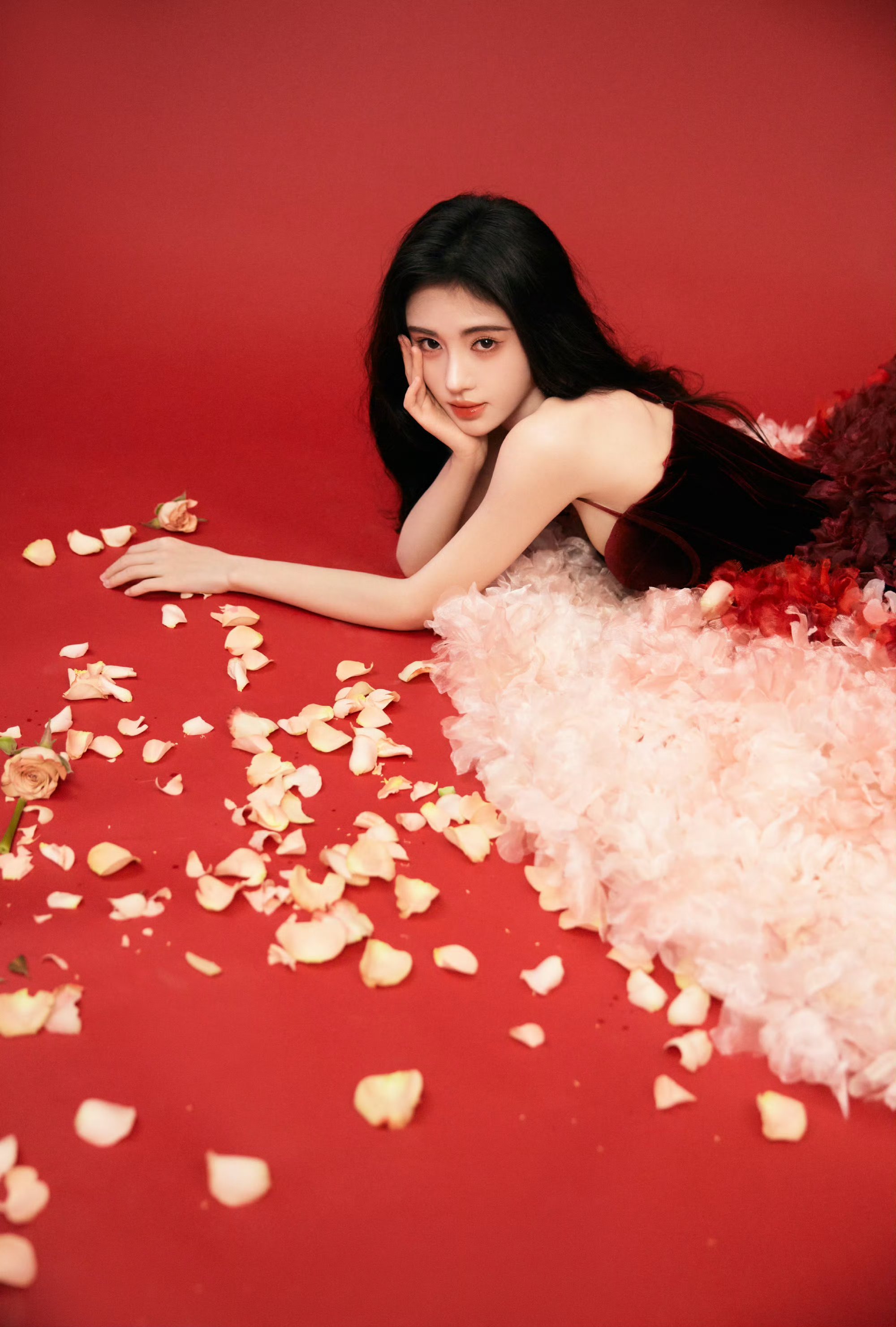 动态连更挑战# 鞠婧祎的渐变花纹裙.