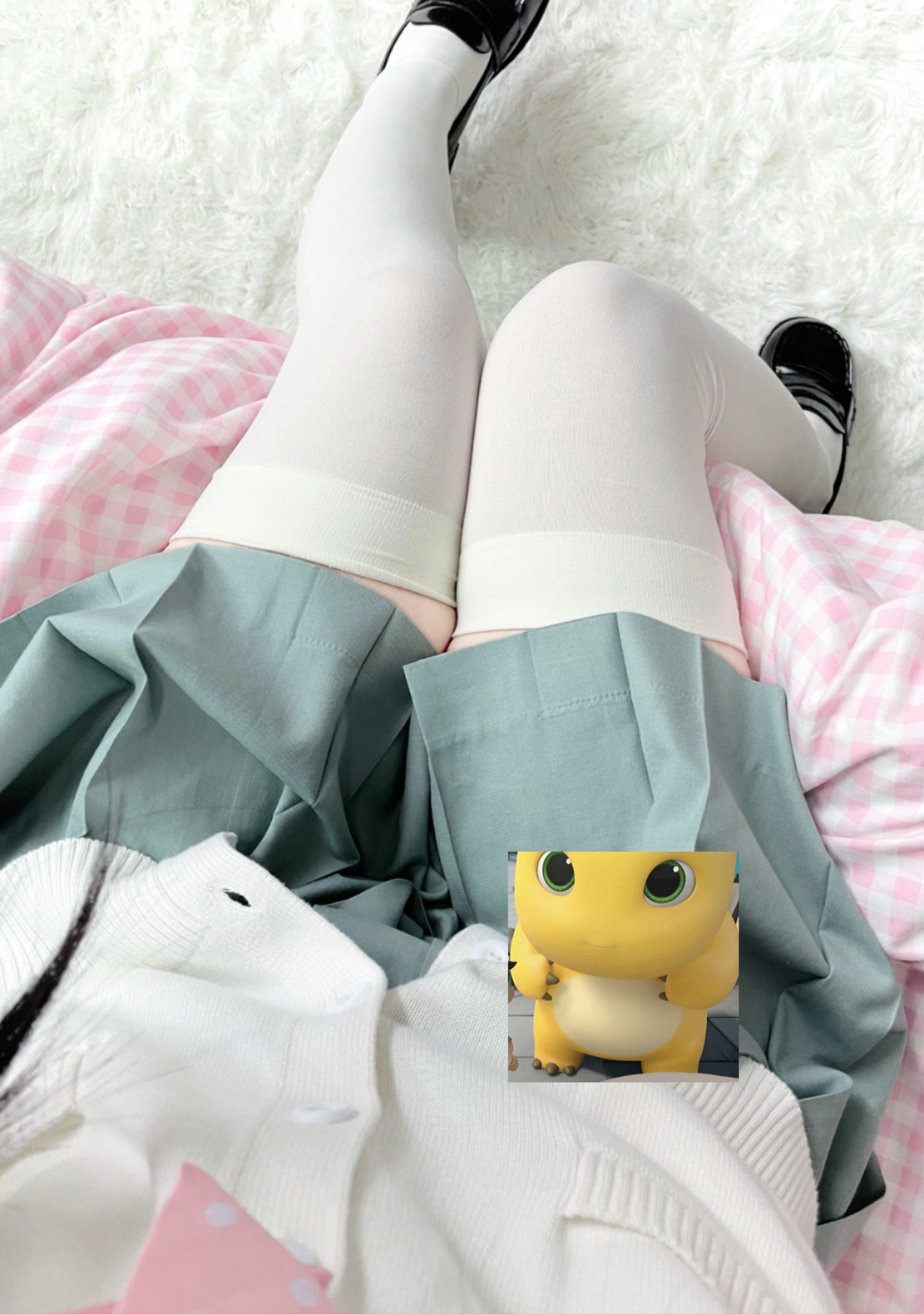 今天穿这套吧,你们都喜欢白的#我们都爱聊八卦# #动态流量挑战赛