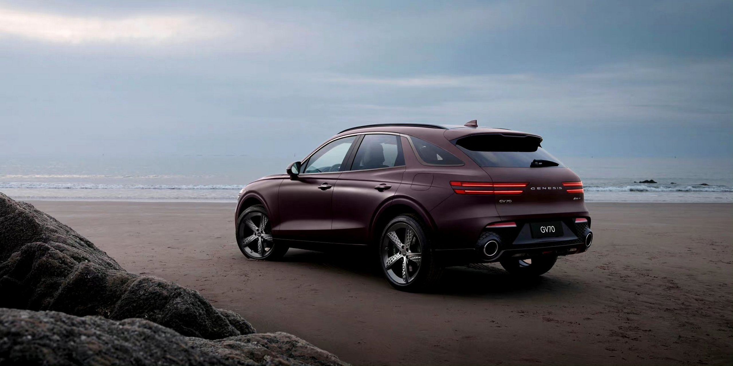 捷尼赛思gv70正式上市,售价32.98万元起