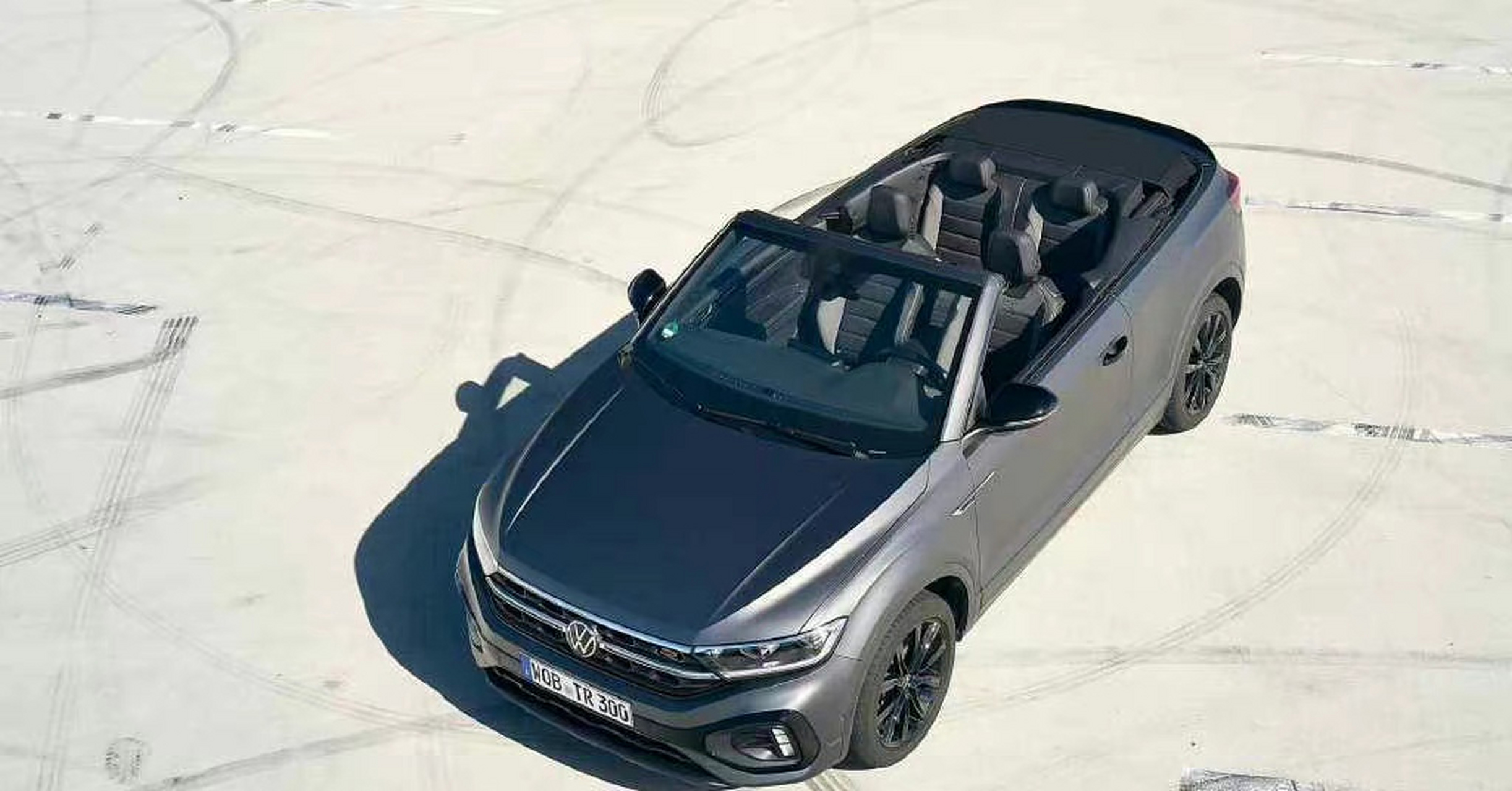 【大众t-roc敞篷edition grey限量版官图】新车采用独特的哑光铱灰色