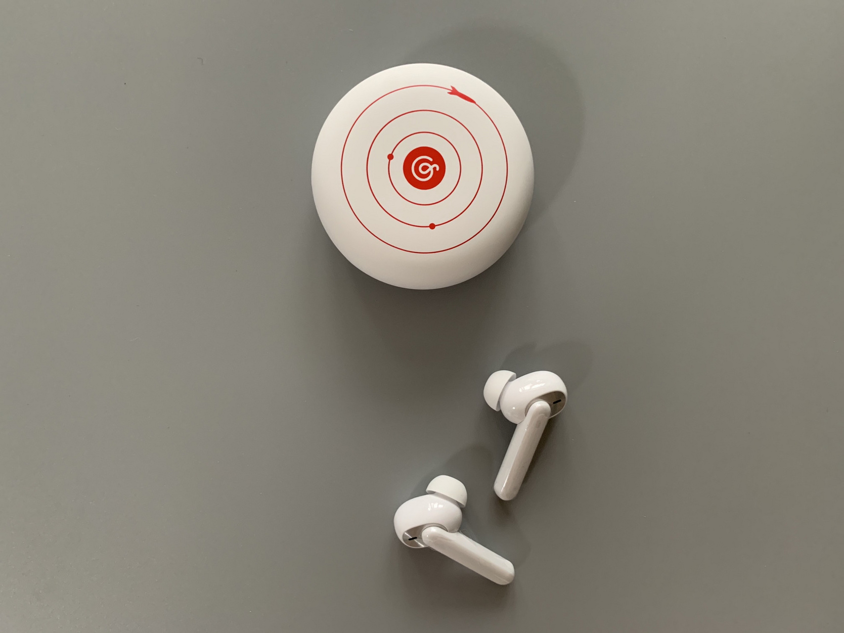 oppo enco w31网易云音乐定制款图赏:从包装到充电仓,在这款耳机上