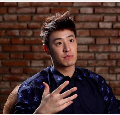 我的小号就是用来追踪朋友,家人和亲戚,这有什么问题吗?