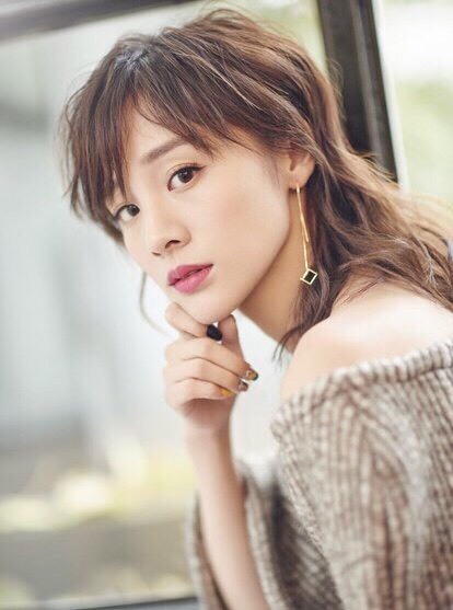 涓流计划# 章龄之并不是科班出身的演员,但是她的演技却十分高超,对