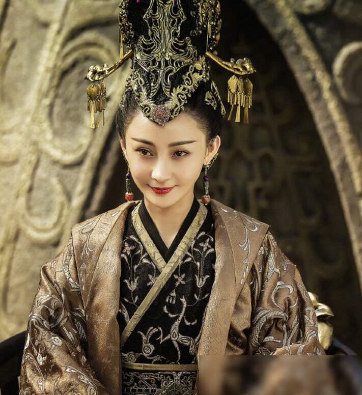 涓流计划# 因为和文章的感情纠葛,姚笛的演艺事业受