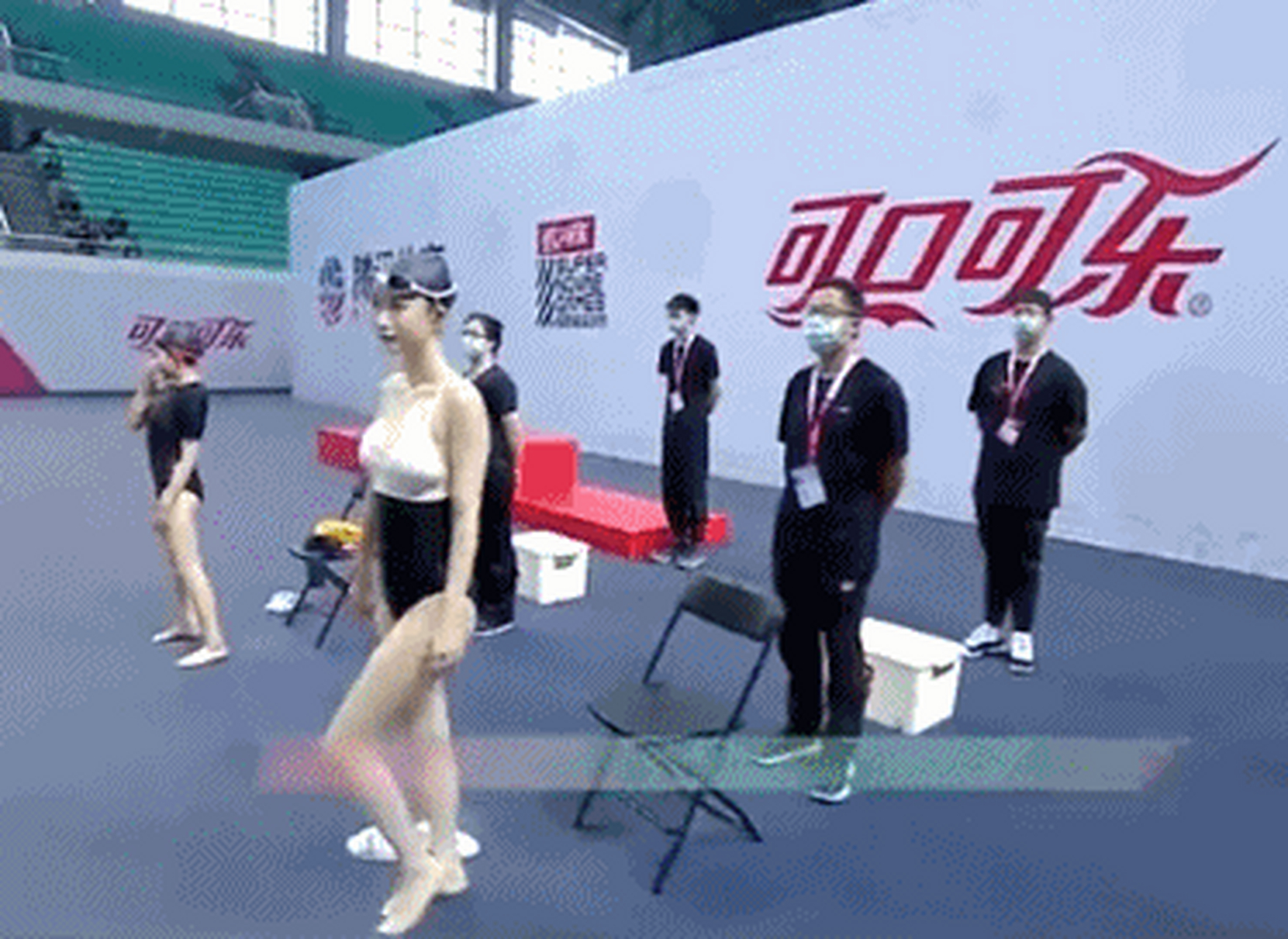 莫怪众僧破色戒,只恨下凡郭小仙.    真的太美