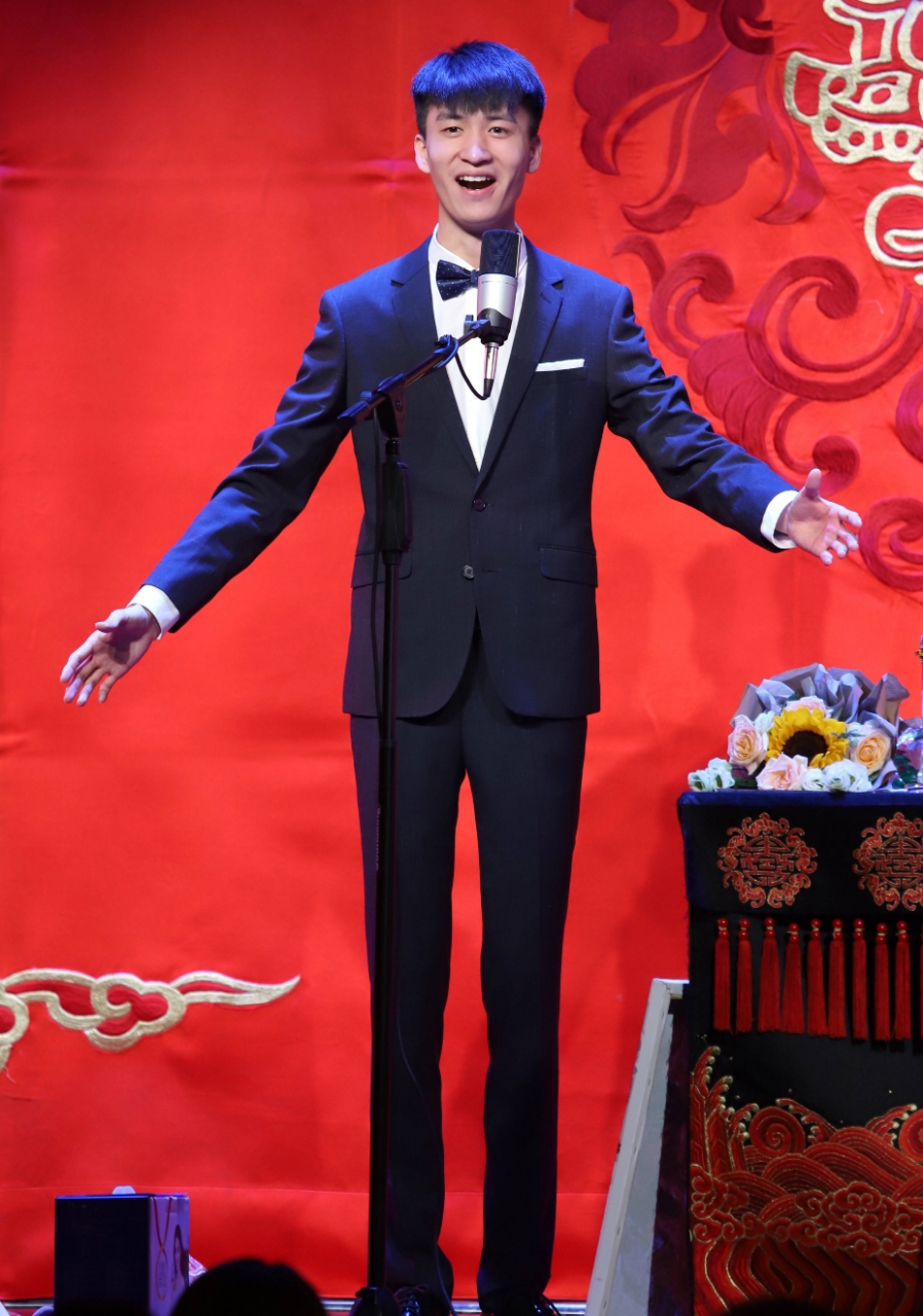 高筱贝是栾云平的徒弟,今天也是他的生日.