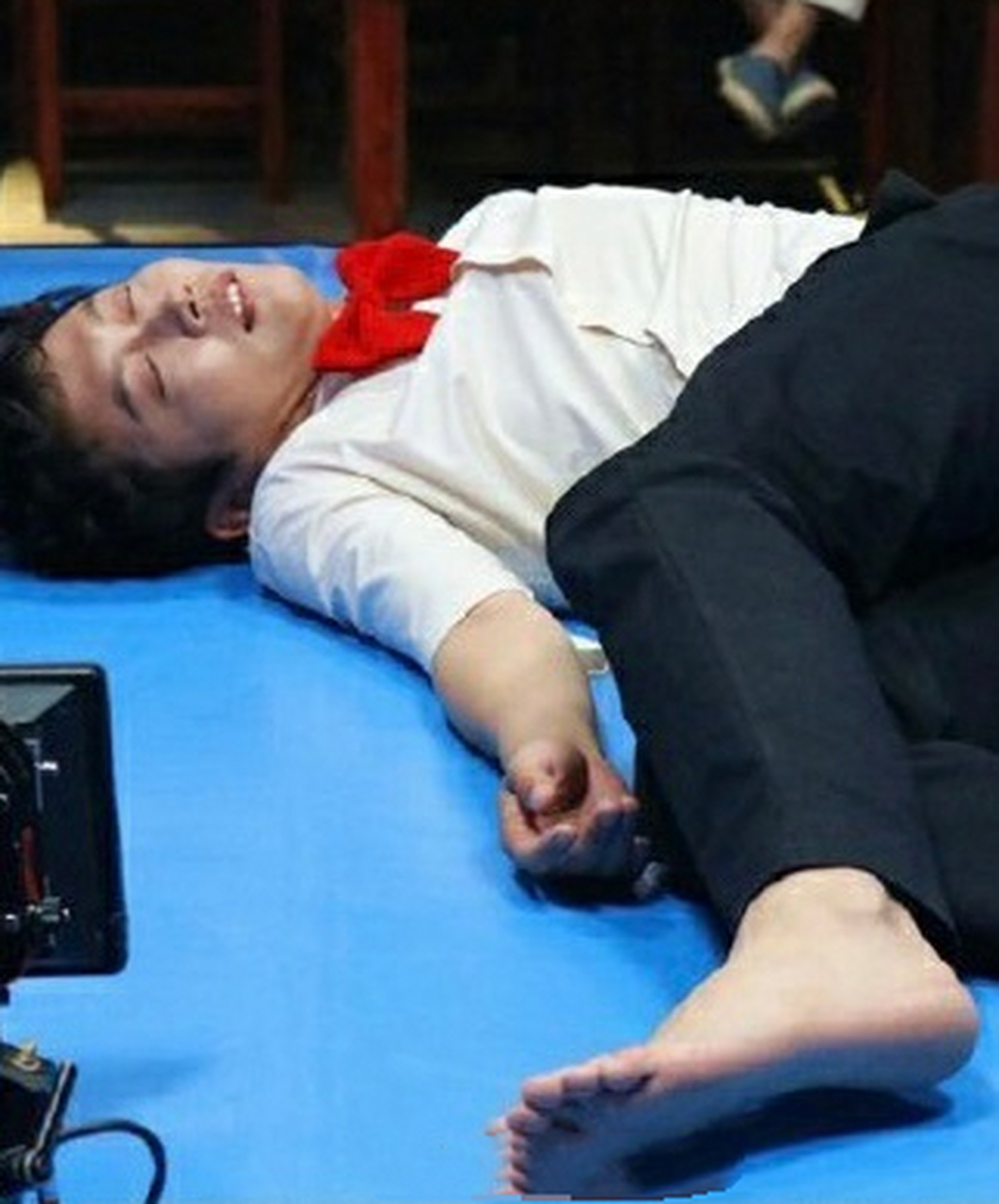 孟鹤堂在《北纬路甲一号》里面扮演的是店小二吗?