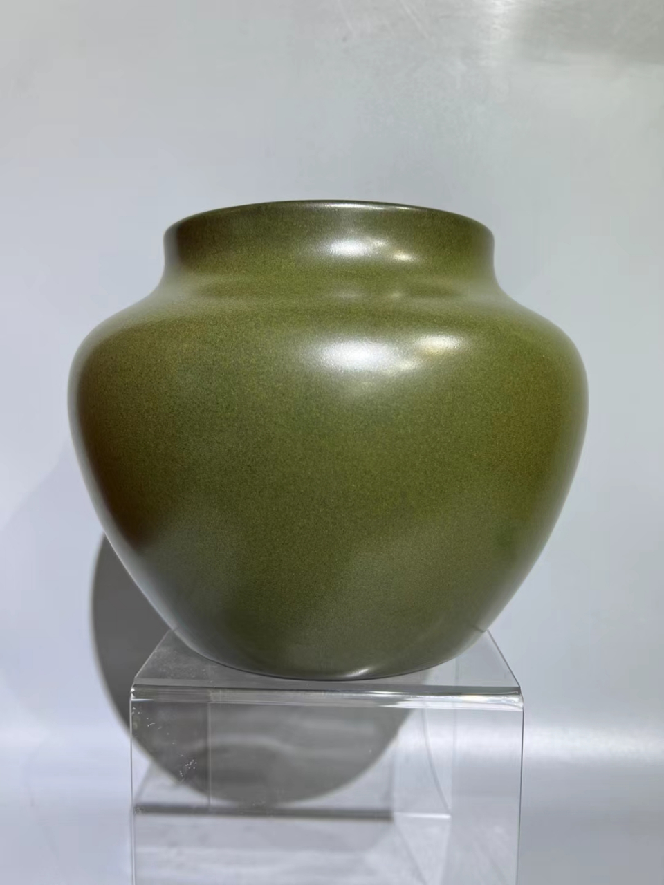 清中期茶叶末釉罐