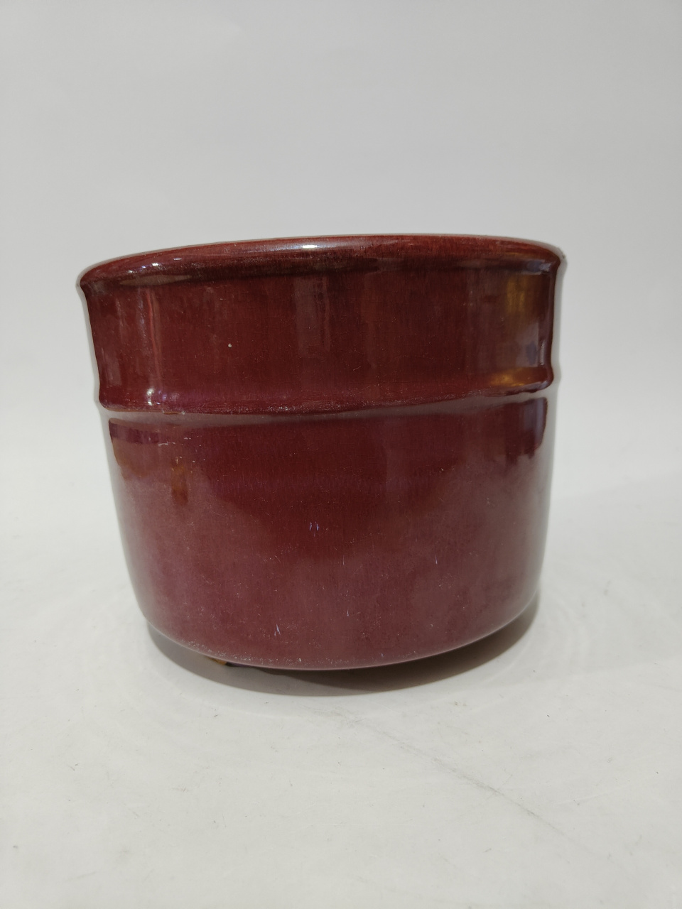 清中期霁红釉三足直筒香炉