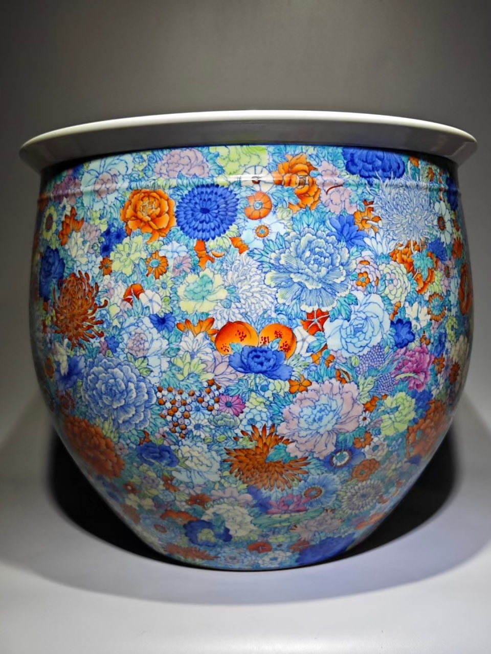 清中期青花斗彩百花纹画缸