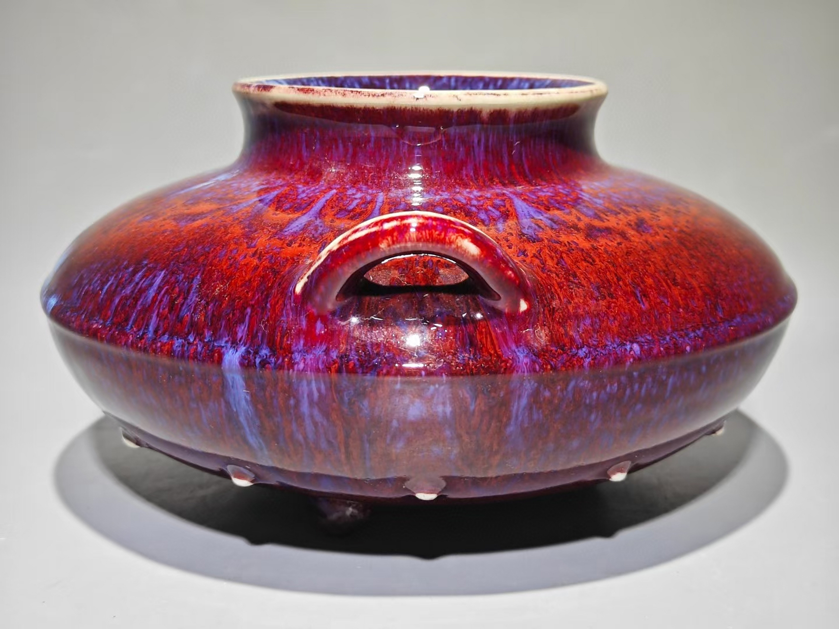 清中期琅红釉窑变双耳鱼篓尊