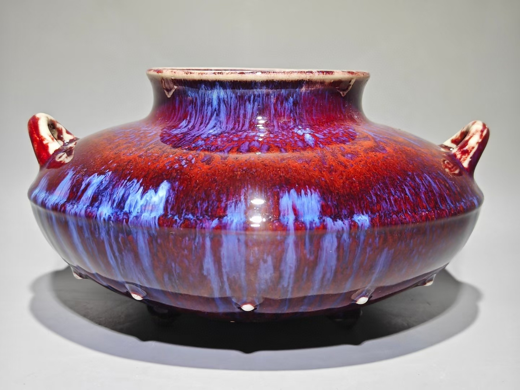 清中期琅红釉窑变双耳鱼篓尊