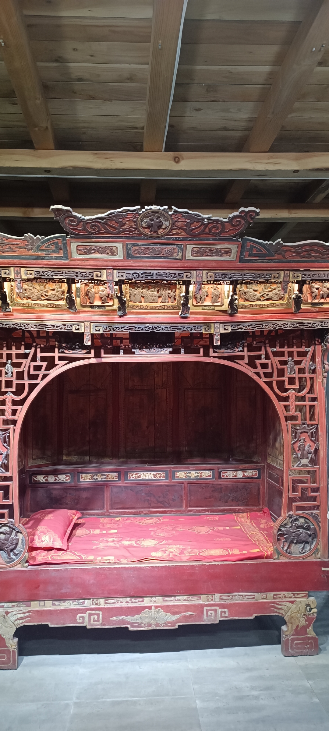 如梦令·观古床博物馆