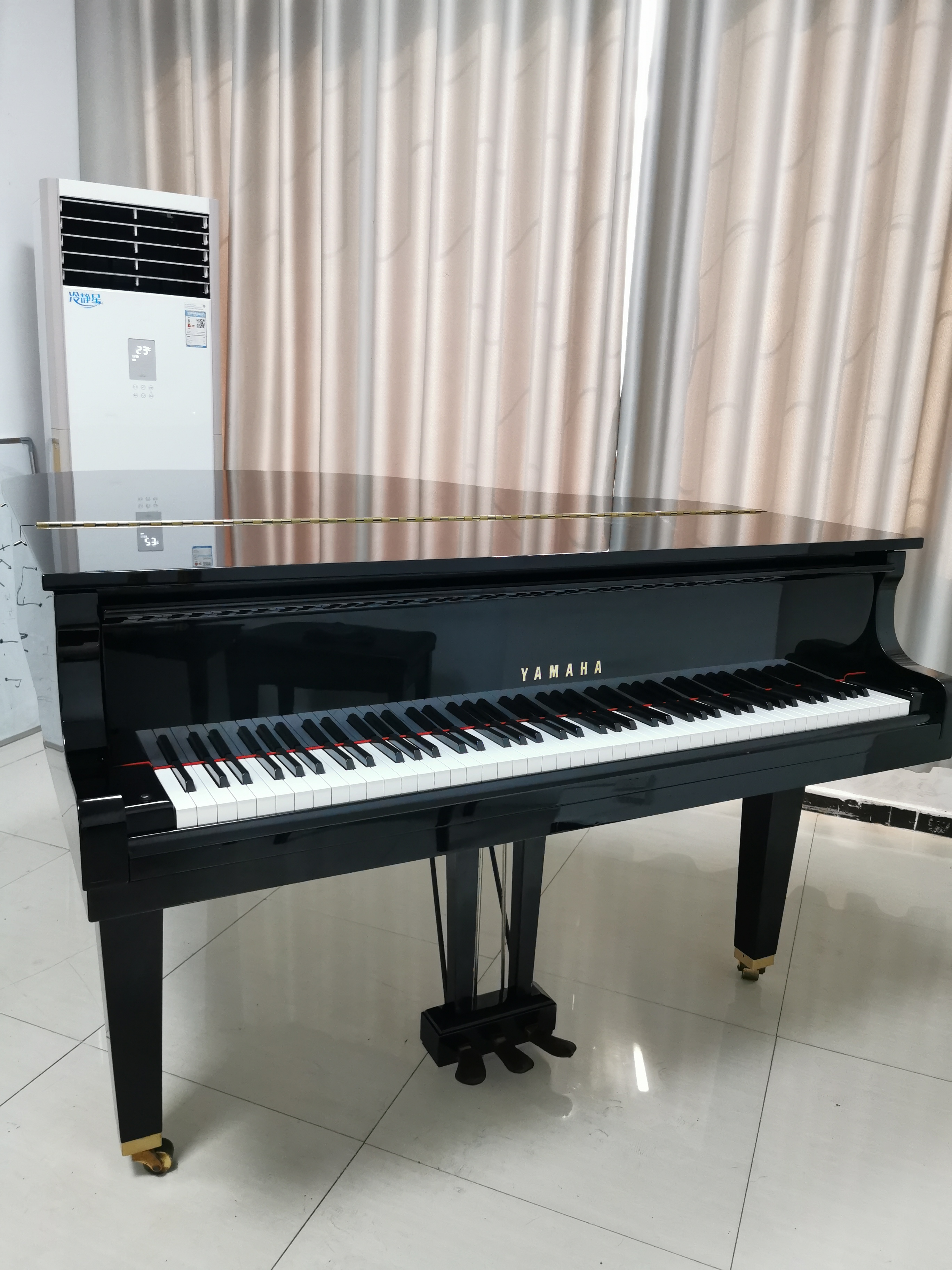 海口准新雅马哈三角钢琴gb1k,需要的,欢迎咨询