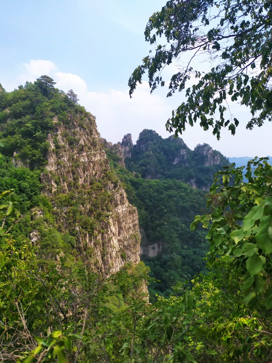 东龙十八潭风景区