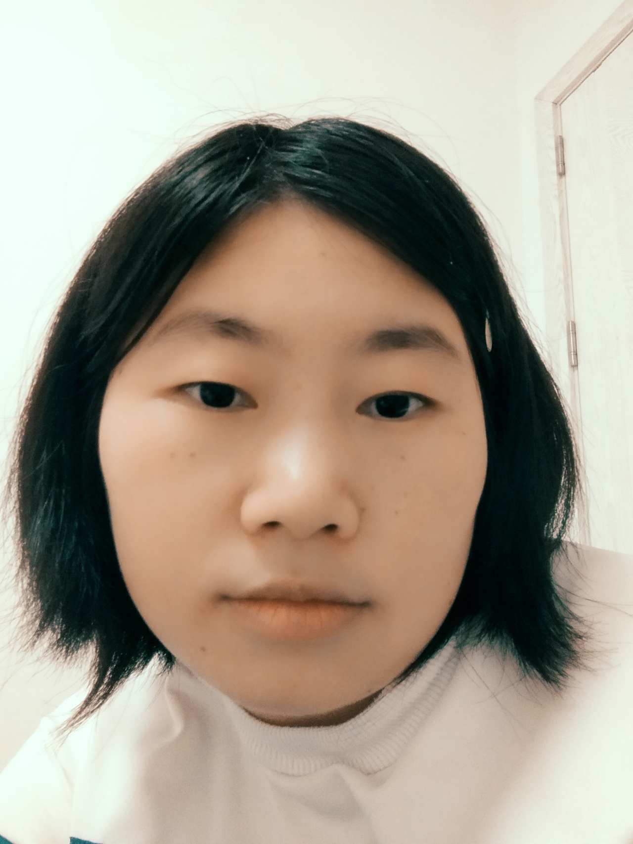 自拍 不开美颜太丑!