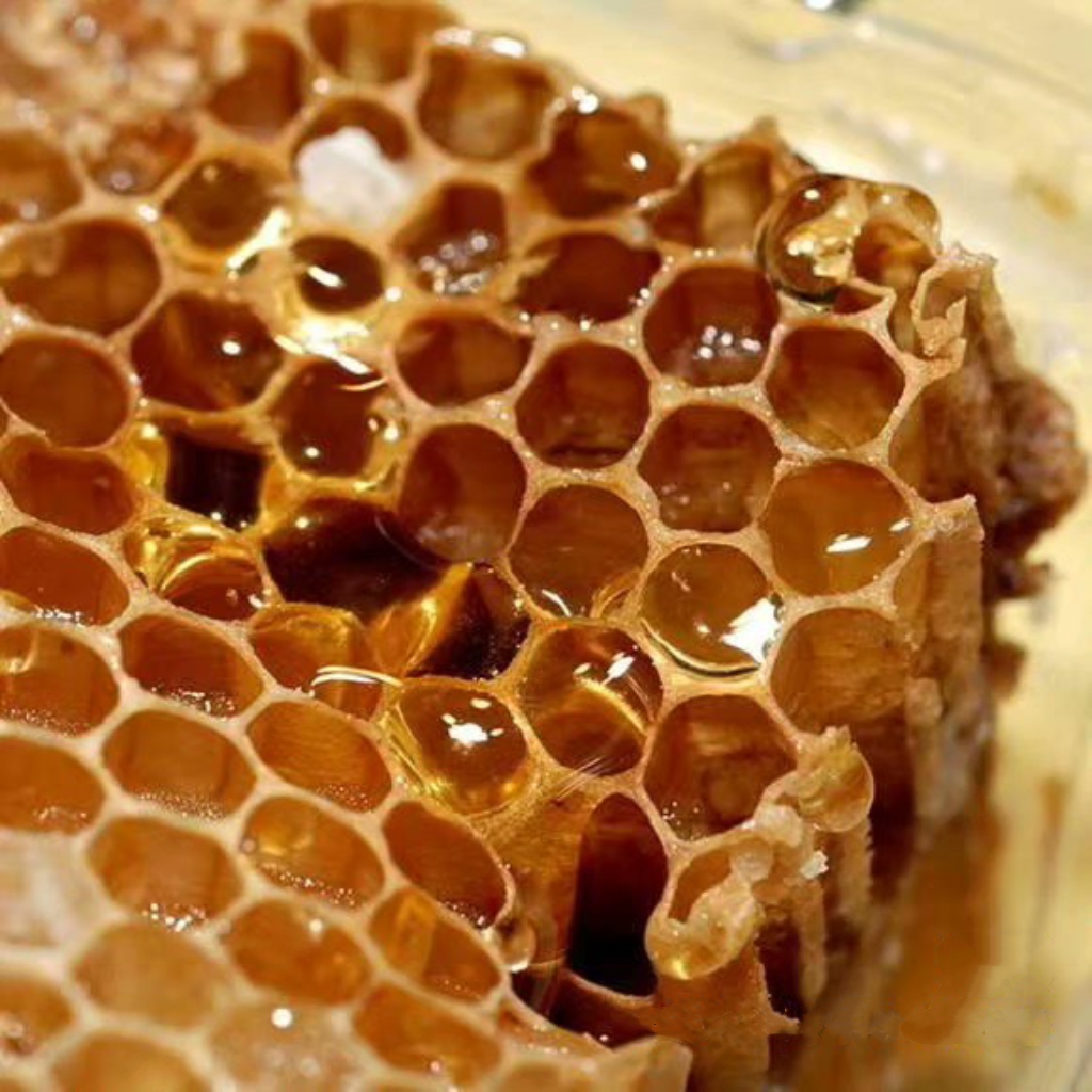 更年期女人吃蜂蜜好吗?什么时间吃最好(女人更年期吃蜂蜜有作用吗?) 更年期女人吃蜂蜜好吗?什么时间吃最好(女人更年期吃蜂蜜有作用吗?)