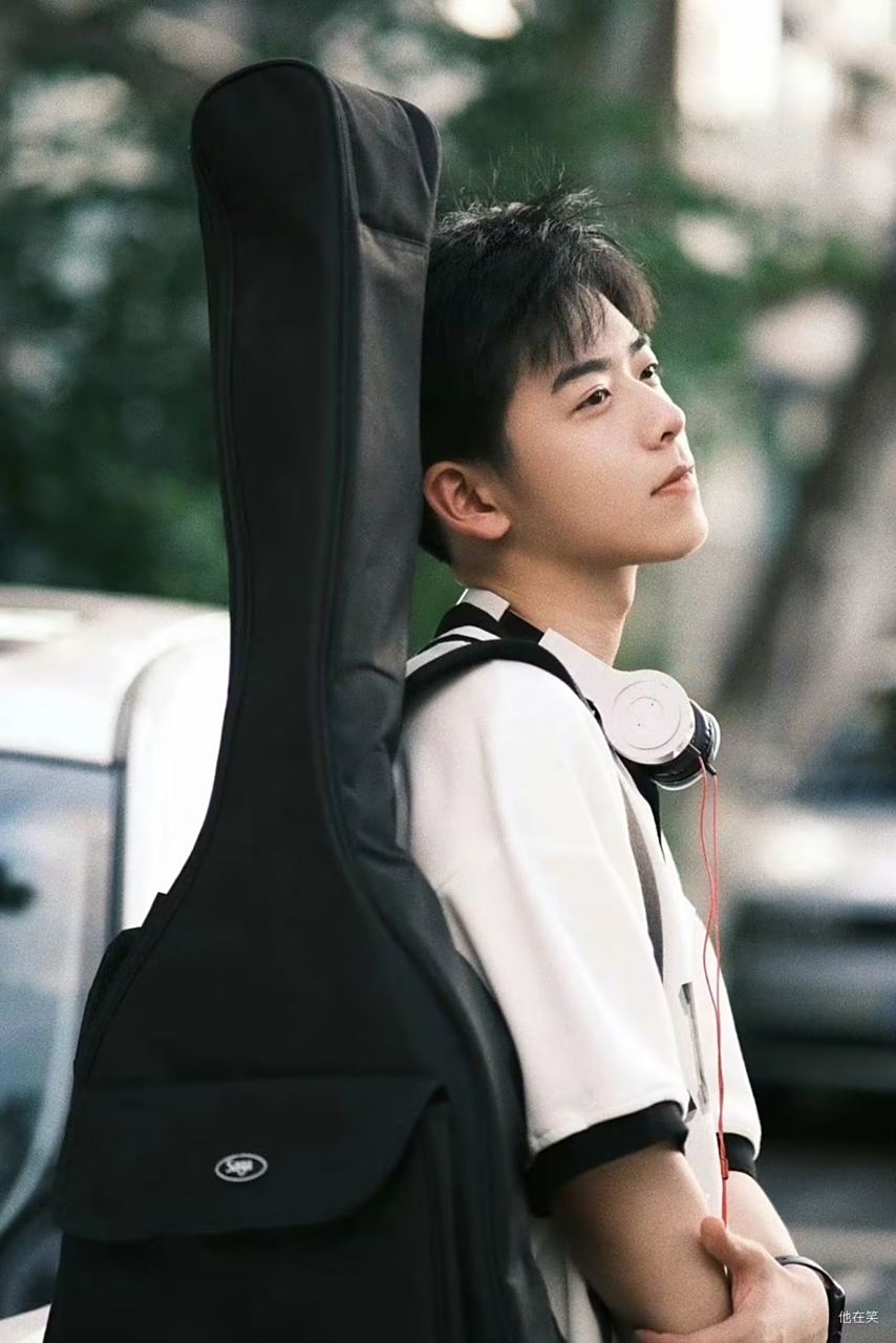 气球# 黑的白的红的黄的 紫的绿的蓝的灰的 你的我的他的她的 大敌