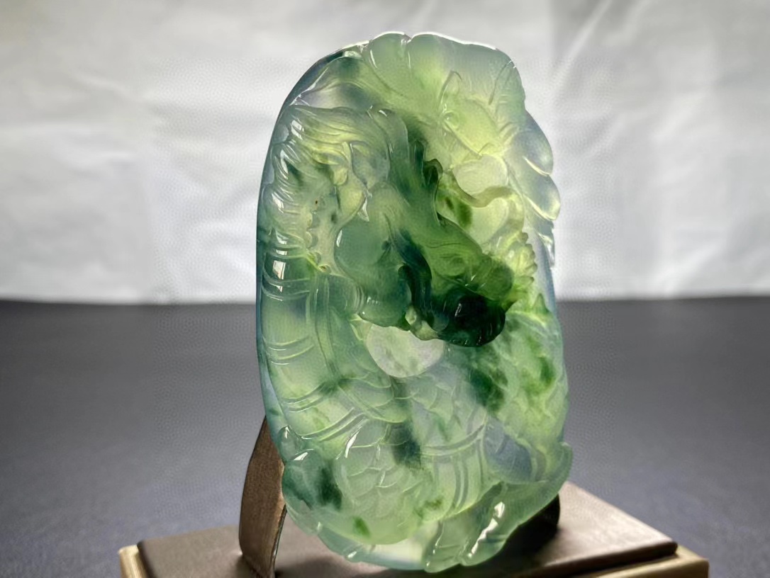 翡翠雕刻原石