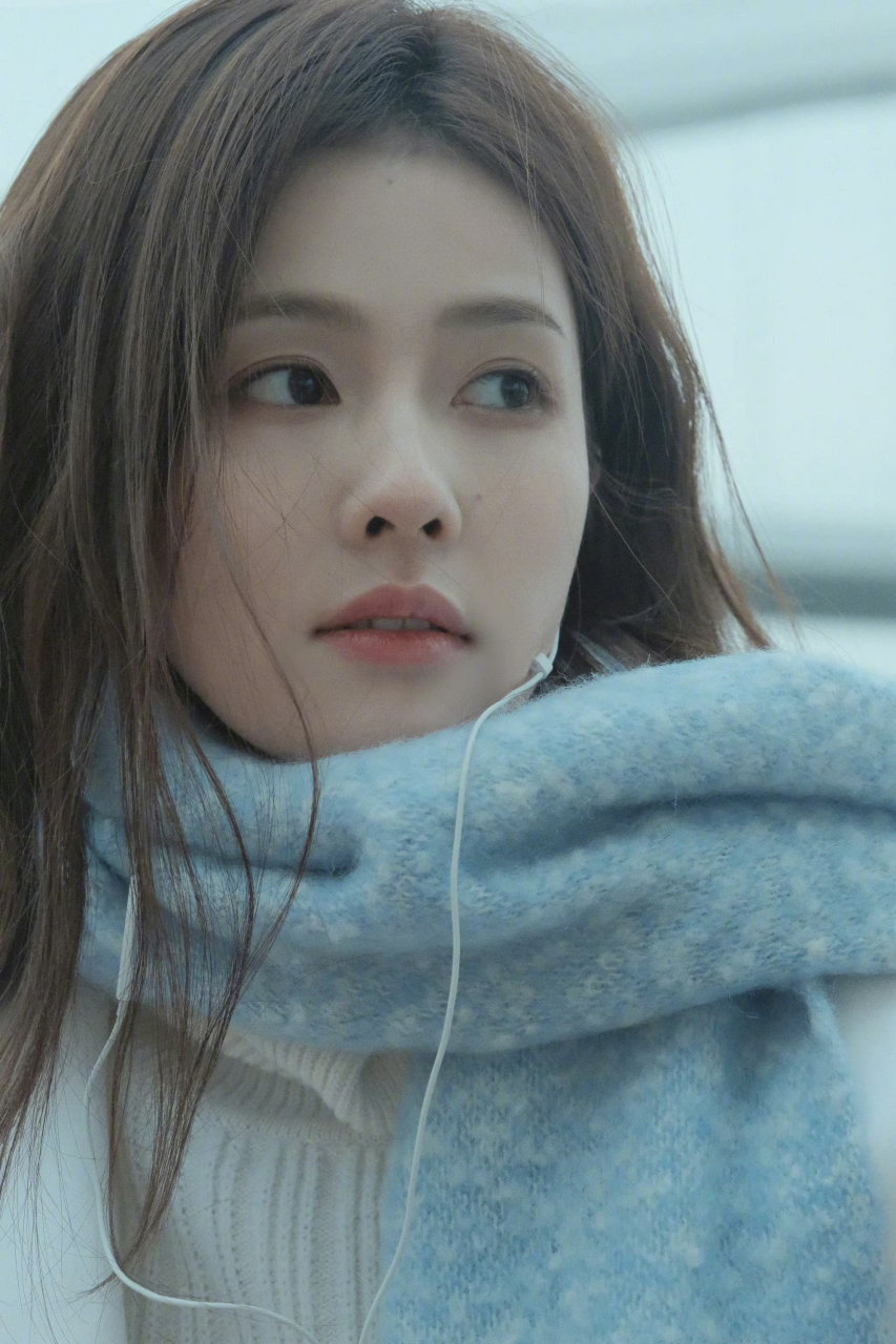 明星穿搭# 白鹿这个穿搭很可919191是宅男们的白月光,长头发