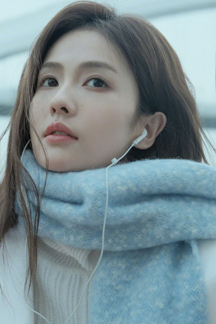 明星穿搭# 白鹿这个穿搭很可919191是宅男们的白月光,长头发