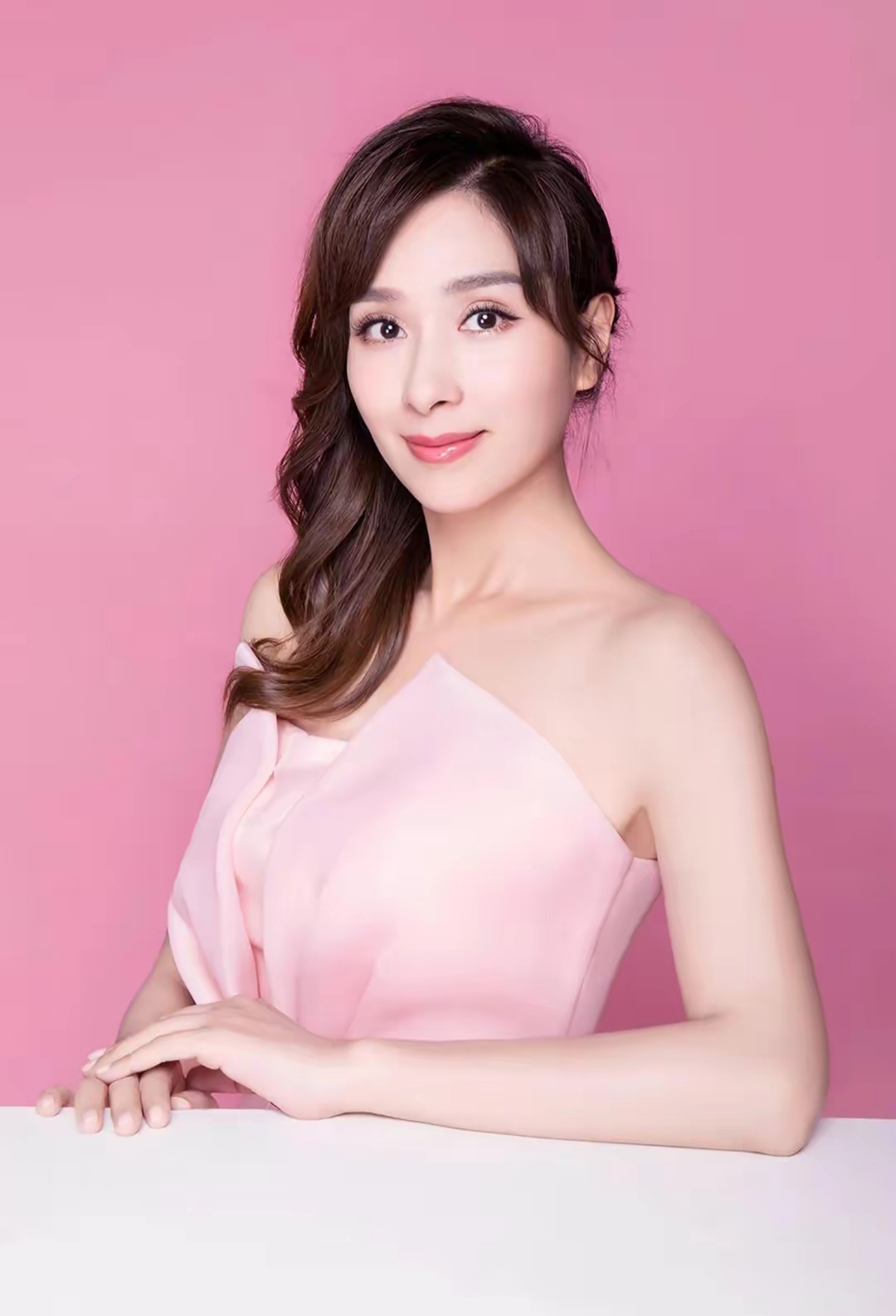 杨恭如# 杨恭如美照欣赏