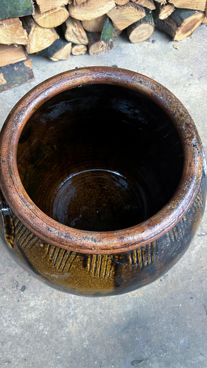 (毫不犹豫的我捡了这个包浆的小缸)