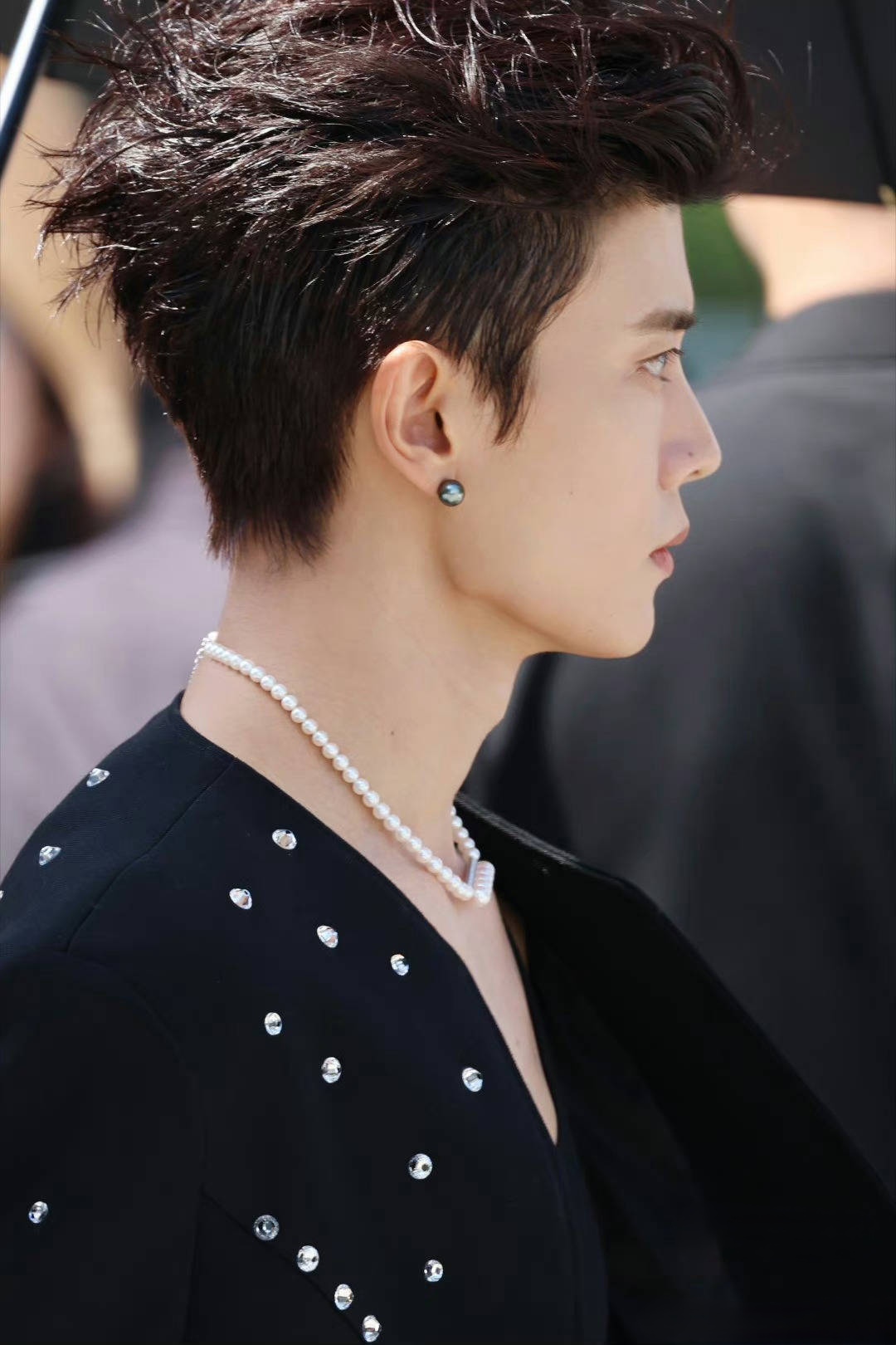 [鲜花]今日,tasaki 中国区品牌代言人任嘉伦的彩排生图路透