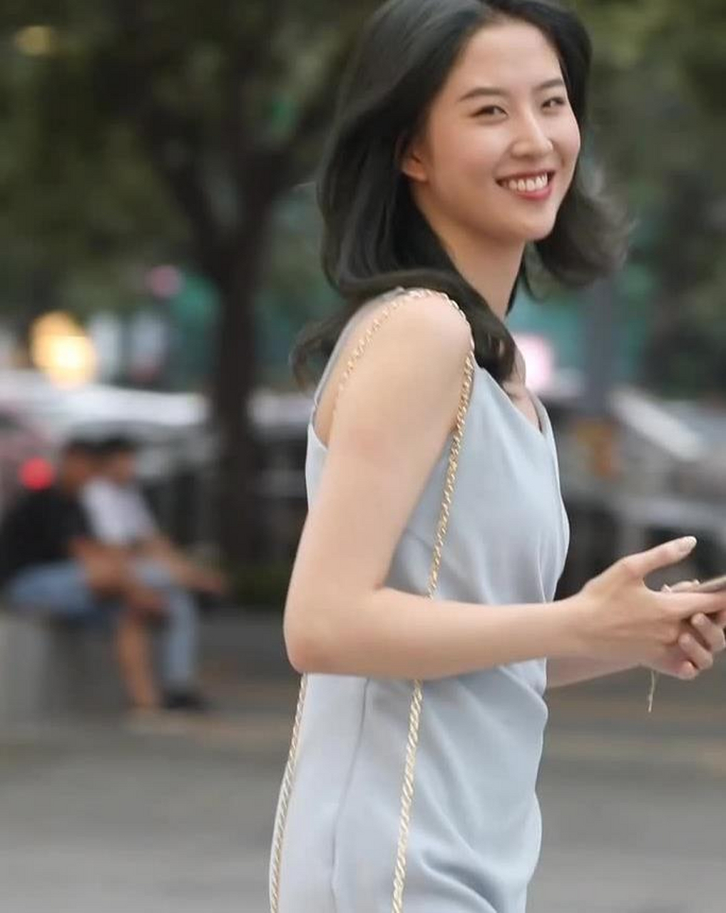 都说邯郸美女多,我觉得邯郸女孩子的美主要有三大特点: