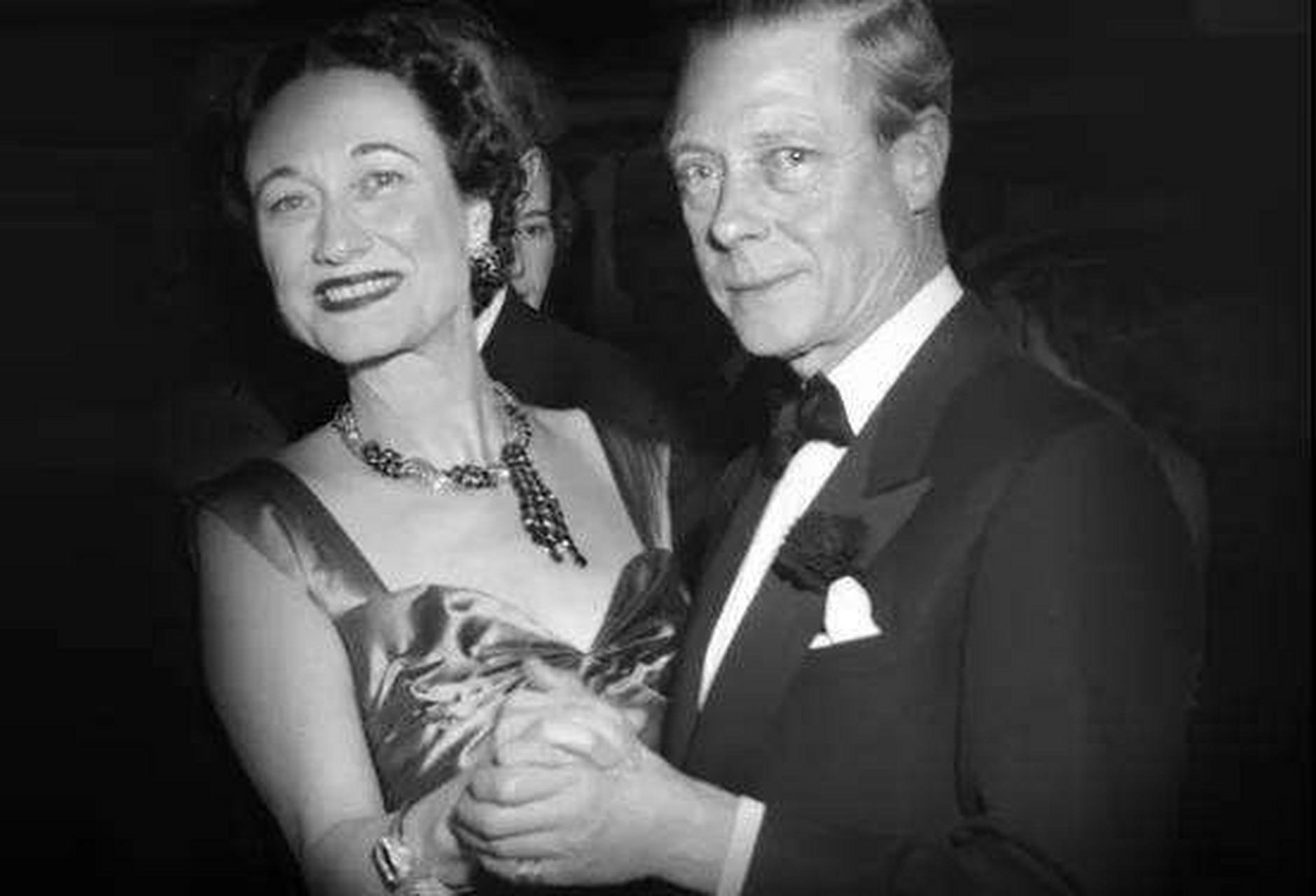 美人  1931年,生于美国巴尔的摩市的华里丝·辛普森与第二任丈夫一起