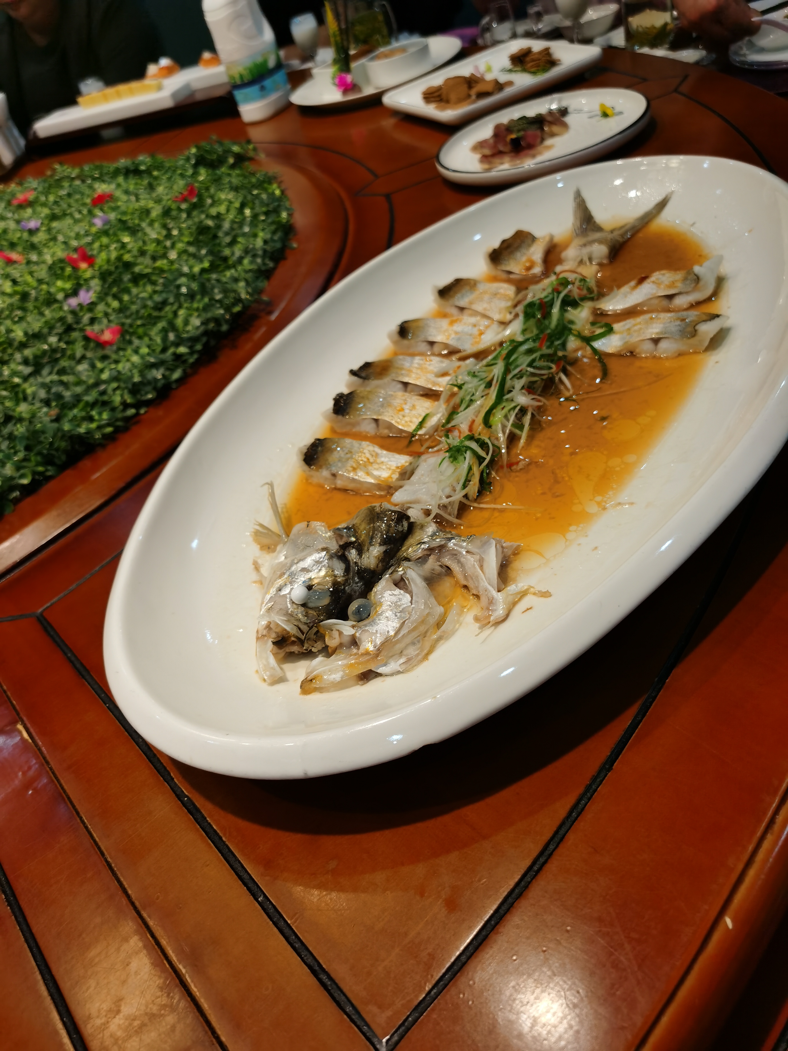 其他的美食也很多.