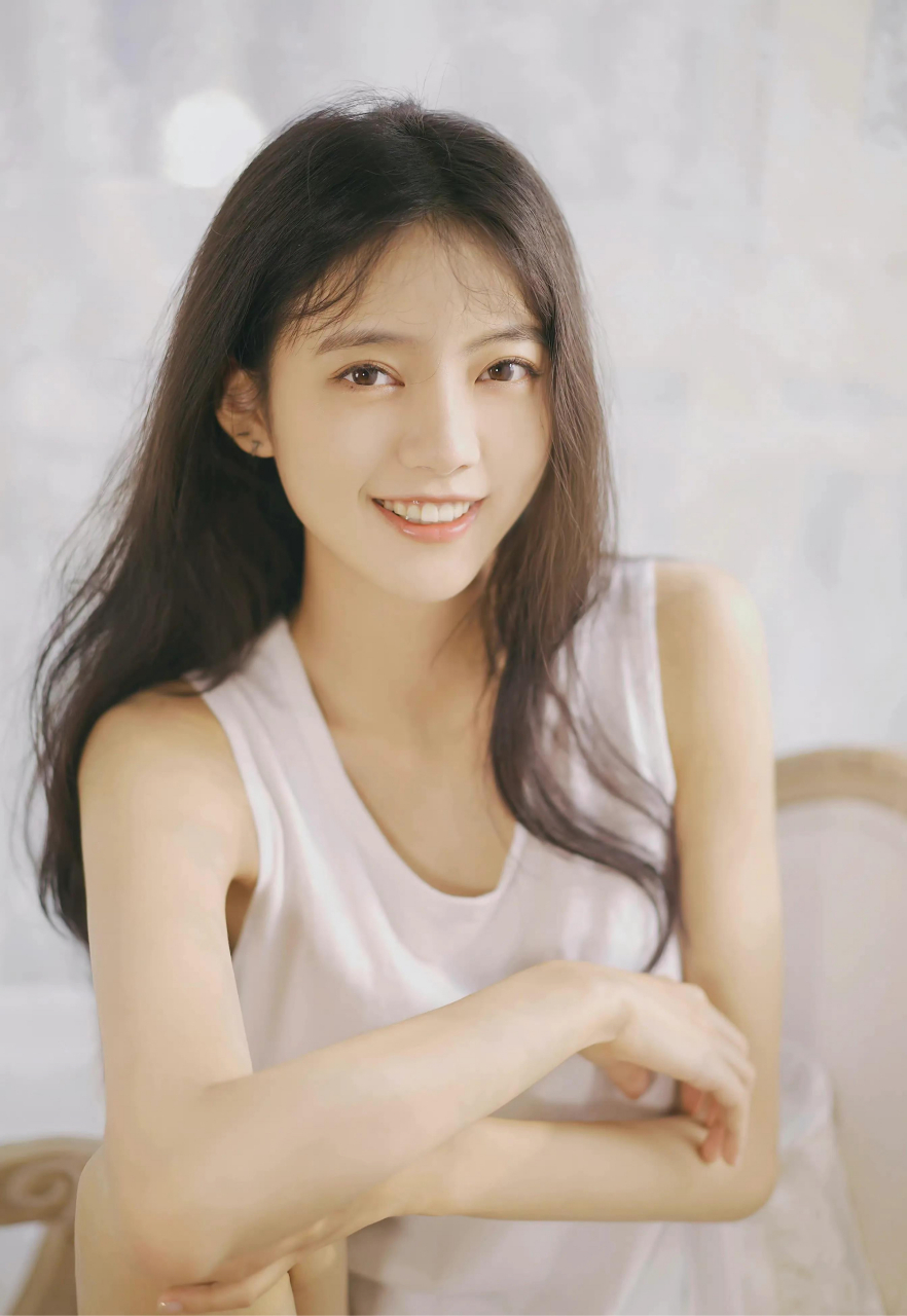 颜值控精选系列——甜美爱笑小姐姐居家写真#时尚