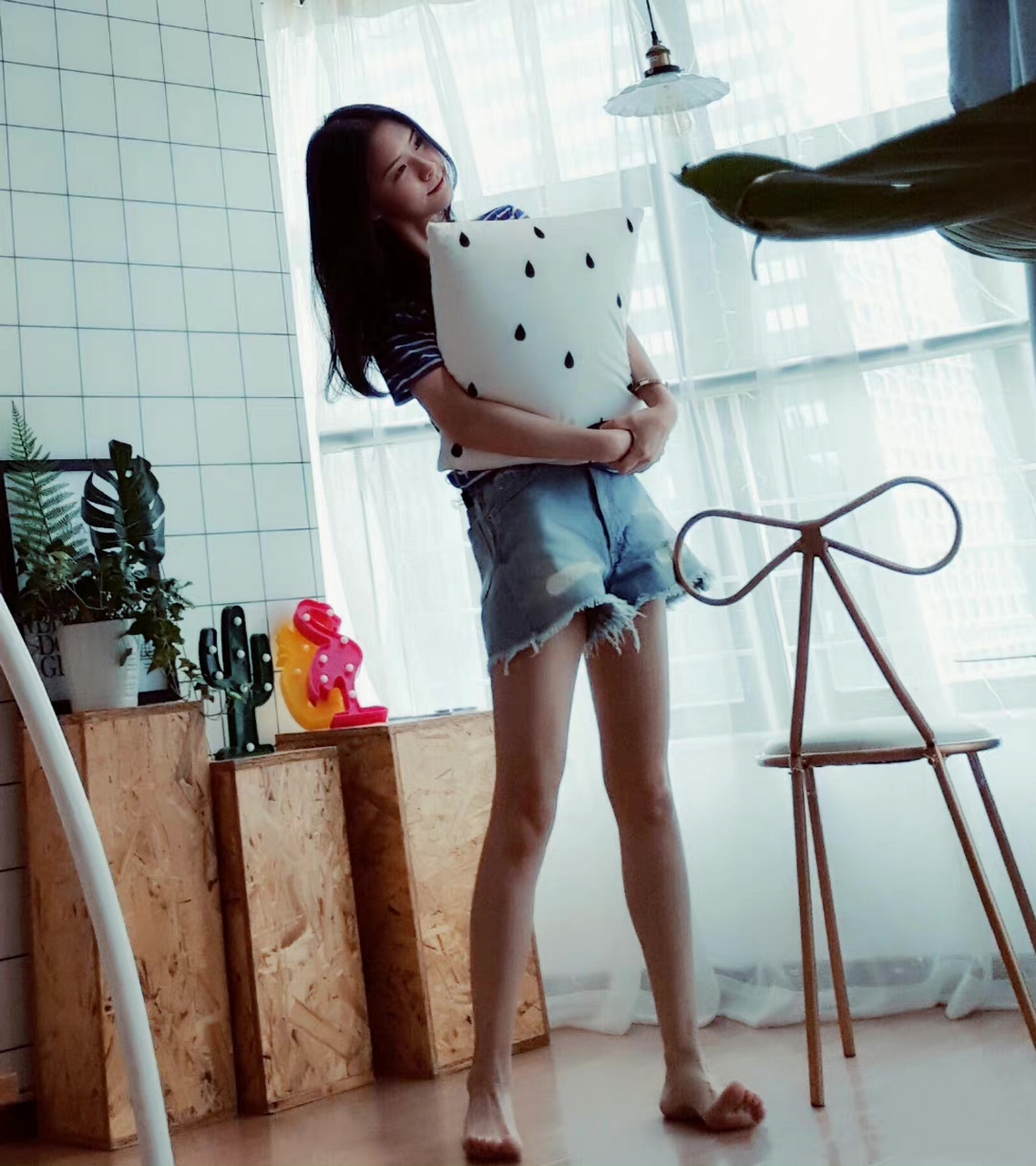 阿冷斗鱼主播,美腿迷人,满满少女气息!#时尚