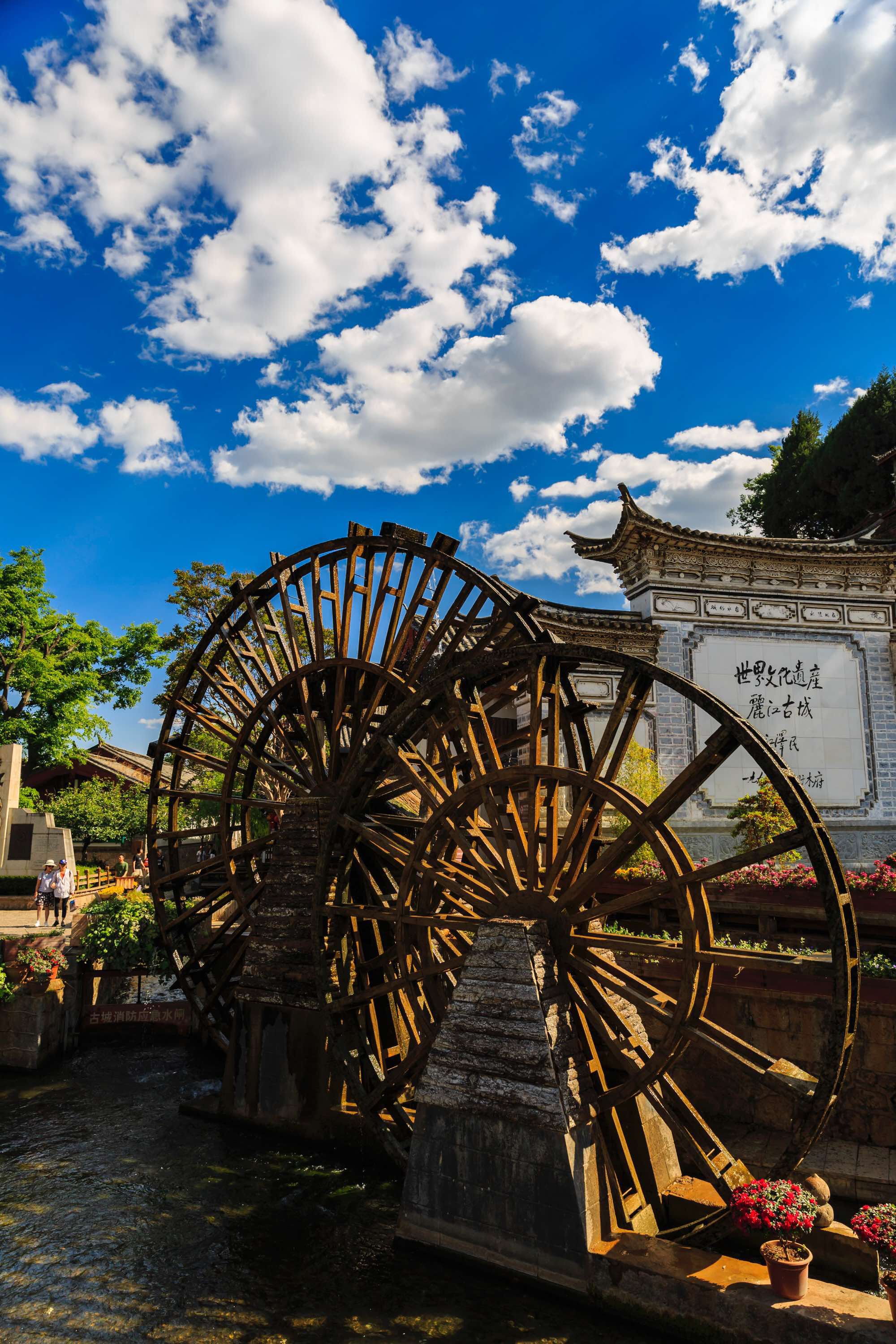 丽江旅游季节图片