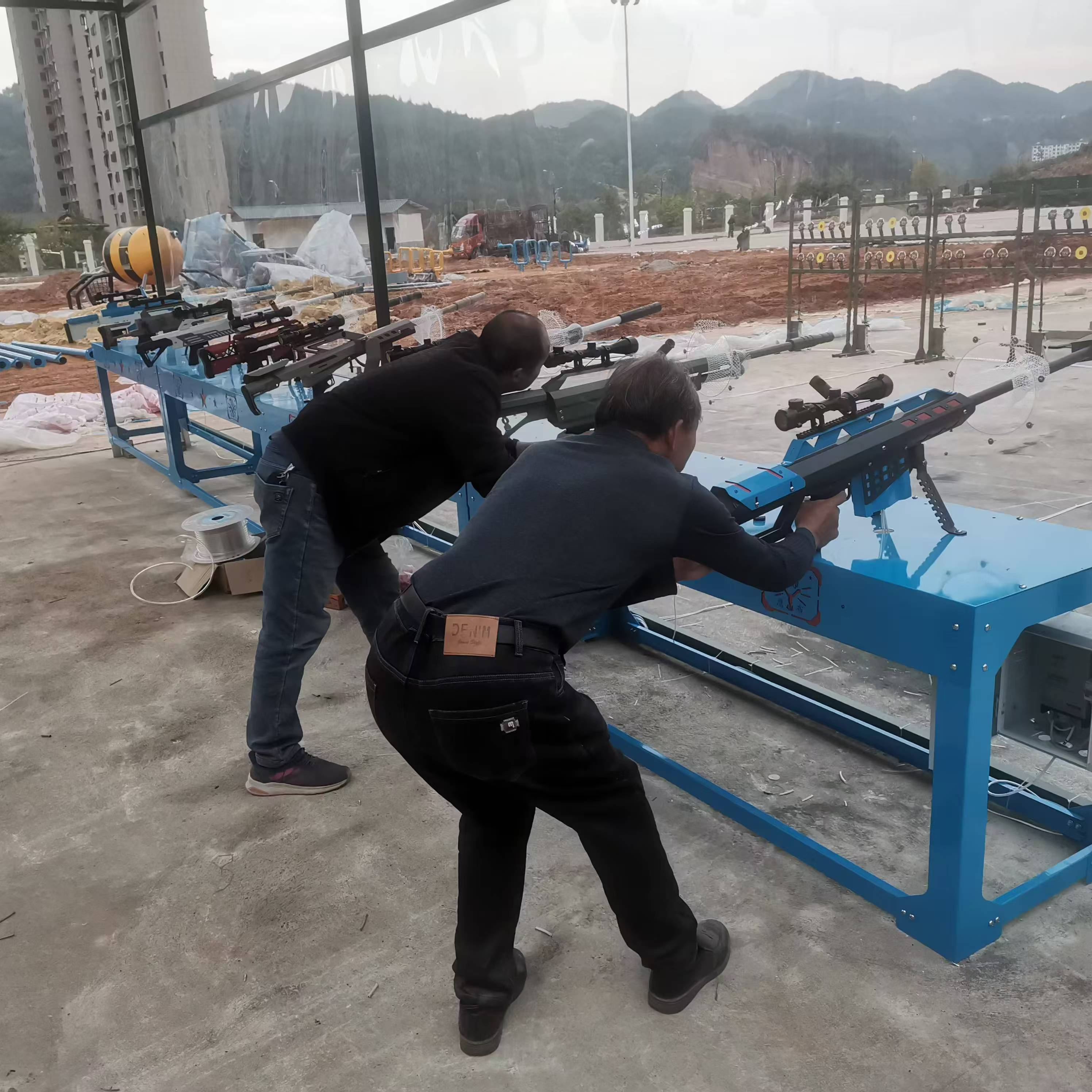 瞄准目标下一句是什么意思(瞄准目标打一字)