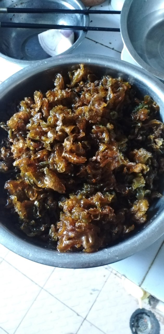 书名地耳,我们当地叫(地卷皮或鸡蛋皮),你们地方叫什么?