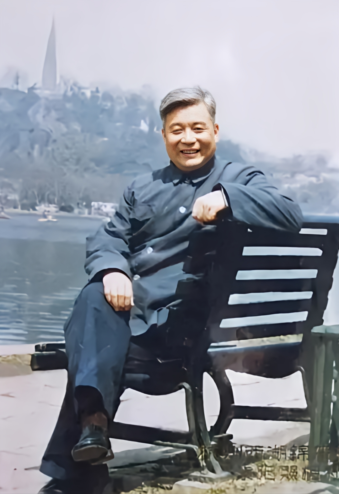 获奖项目氢弹的突破及武器化[作揖] 1985年获奖,可惜邓稼先院士被