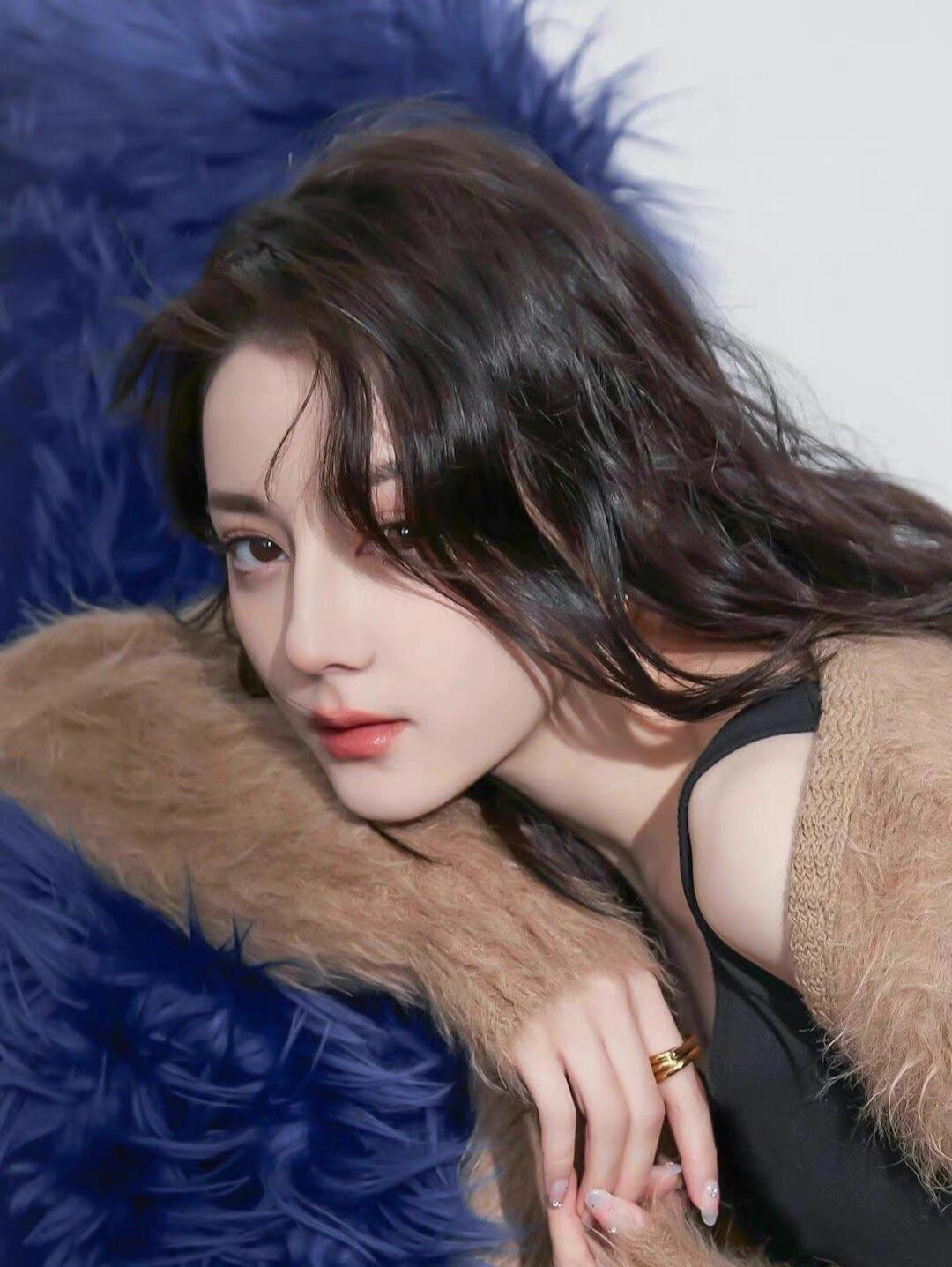 迪丽热巴头像,每个角度都美哭我!