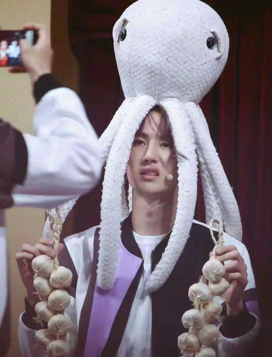 哈哈[左捂脸][左捂脸][左捂脸]酷盖,就这啊[滑稽][笑哭]#王一博