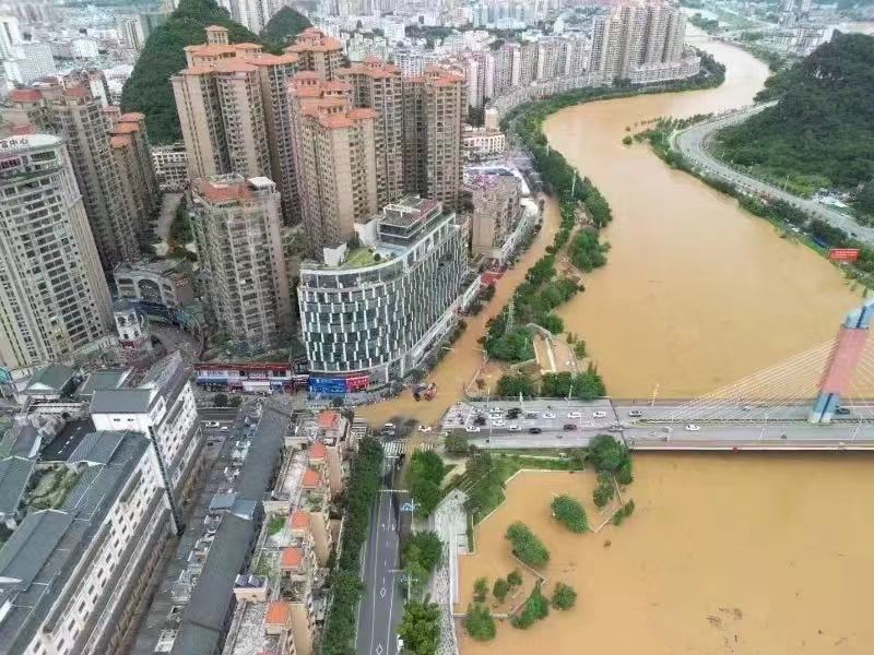 高水平的比赛打破现场所有人的宁静