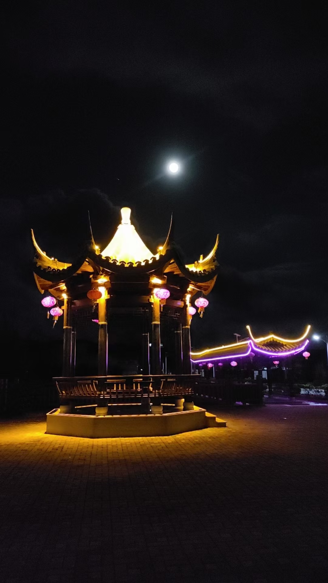 潮州市饶平县海山镇上港村村口亭子夜景