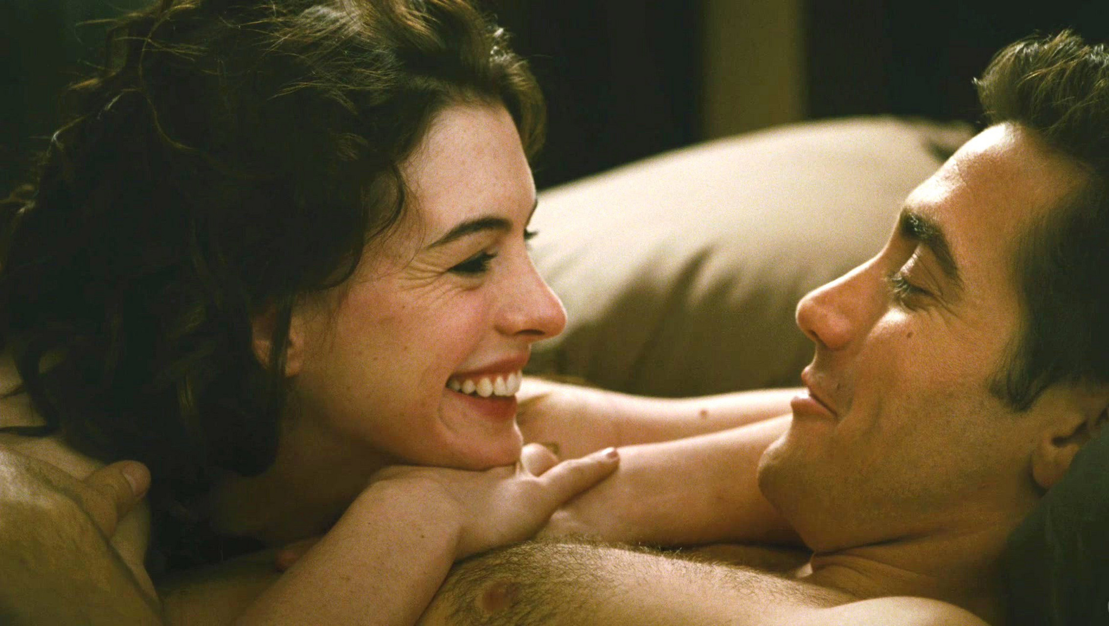 经典电影推荐# 爱情与灵药,真正的爱情可以让一个玩世不恭的浪子吧舷