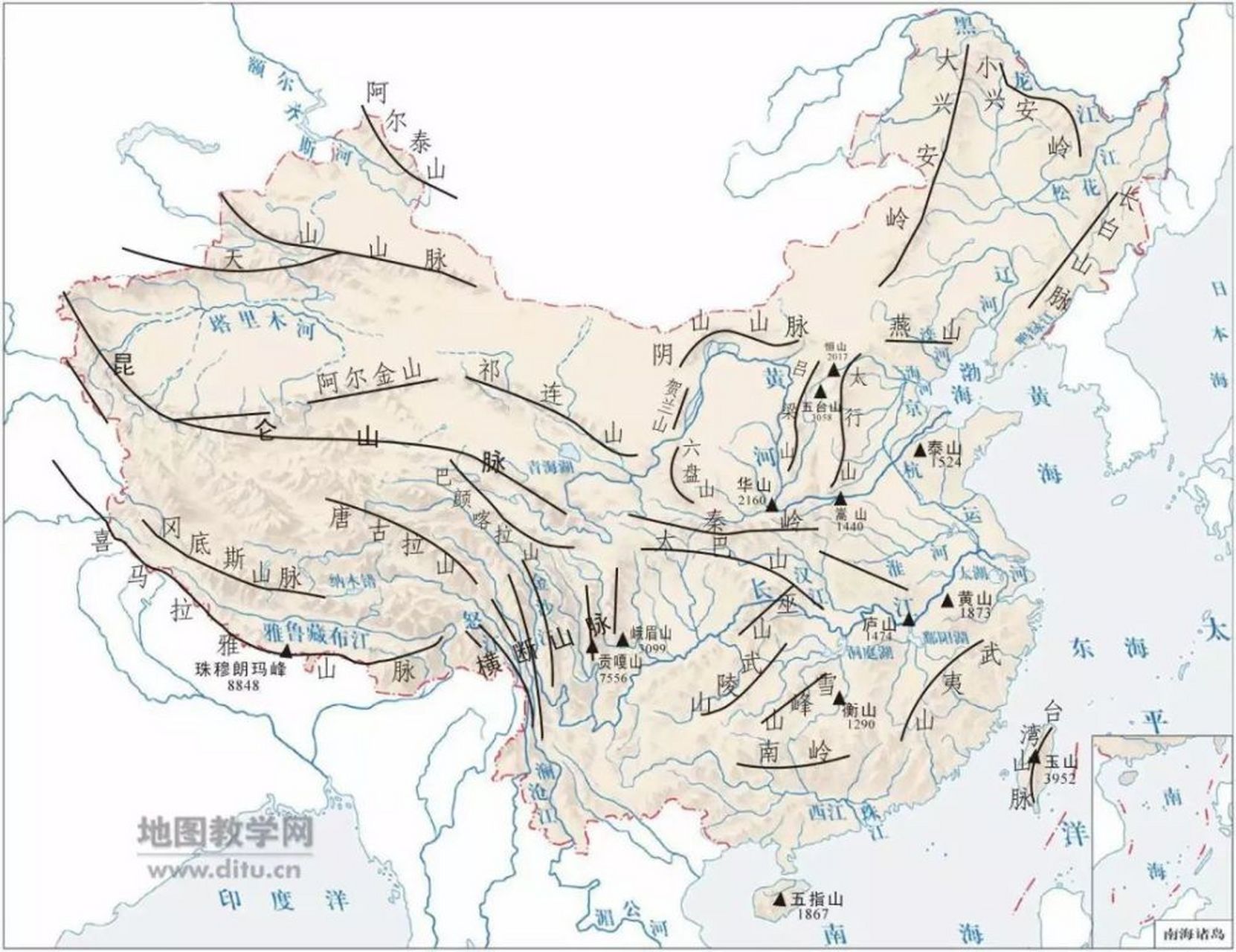 1986年十月.丙寅年出生的伊麗莎白在丙寅年裡踏中國長城.二次重合!