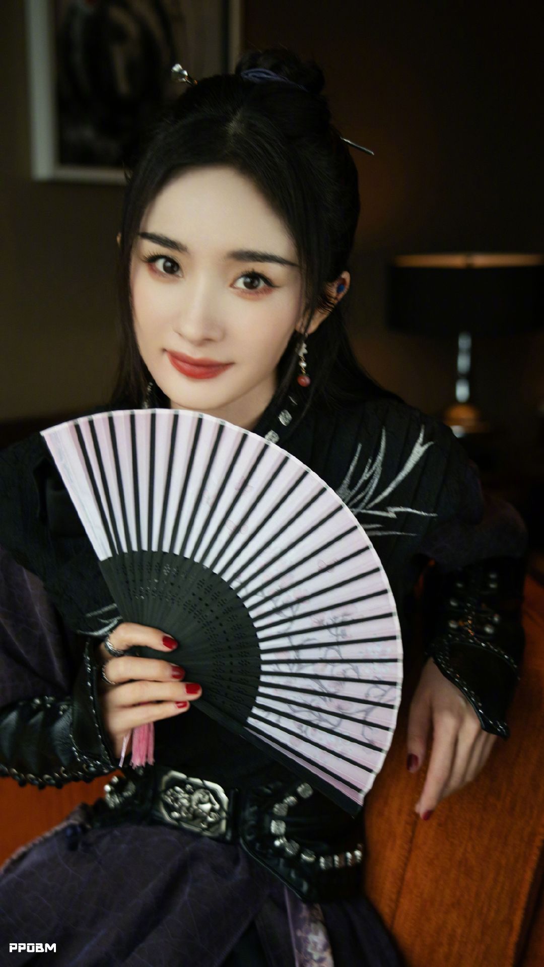 杨幂密逃古风侠客造型#杨幂