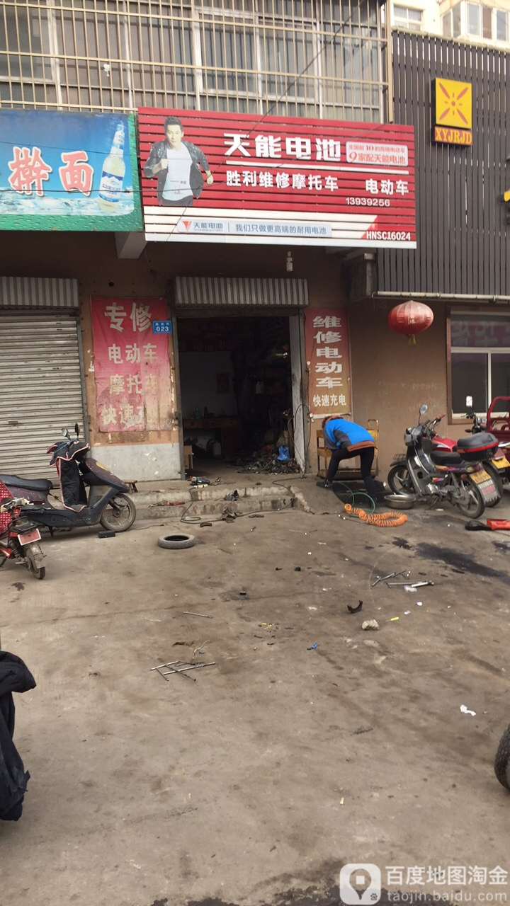 长春市汽车产业开发区老汽贸城 经历了长春汽车最繁华时代的落幕!