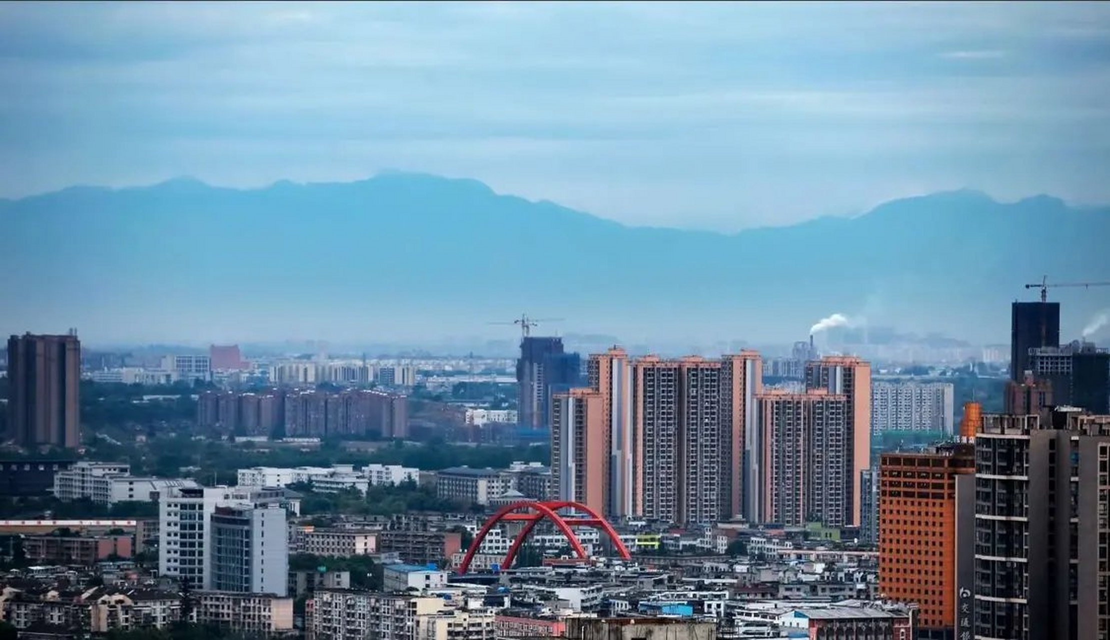 成都华阳竟然能拍到四姑娘山?